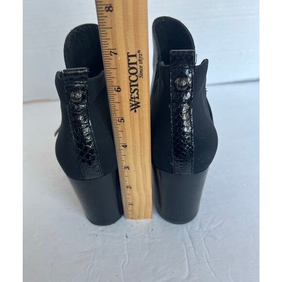 Donald J. Pliner Black Leather and Suede Almond Toe Block Heel Ankle Boots 9.5M - Picture 7 of 10